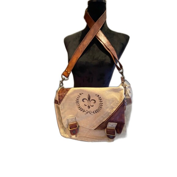 Boho Canvas & Leather Fleur De Lis Messenger Vintage Chic Look Crossbody Bag - Picture 1 of 11